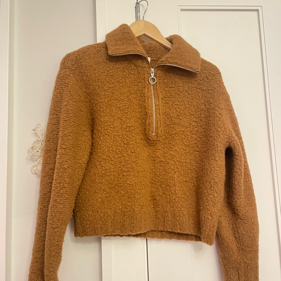 Aritzia Sweaters - Fuzzy Wilfred Free Sweater